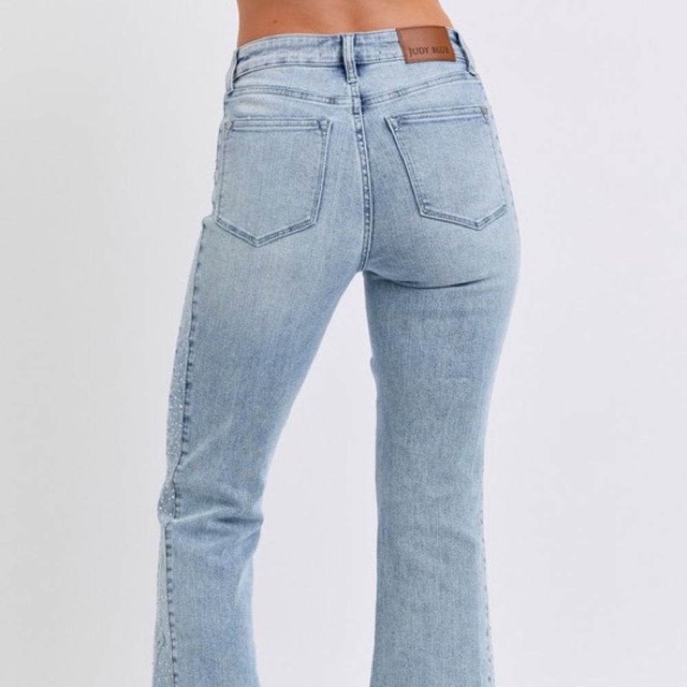 Judy Blue Full Size Mid Rise Rhinestone Side Panel Detail Flare Jeans Plus Size - Picture 12 of 15